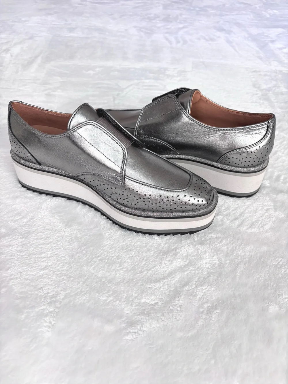 JOHNSTON & MURPHY Gracelyn Gore Metallic Pewter Slip-On Oxford Wedge--NEW--6.5